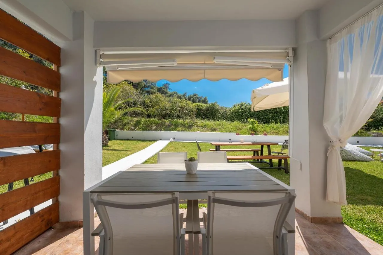 Sunset Villas Ποσείδι